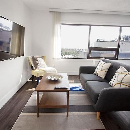 Stunning Studio Apartment With Amazing View Winnipeg Exterior foto